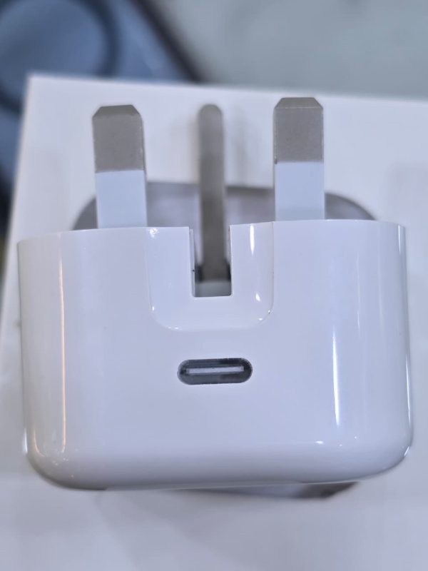 IPhone 20W Power Adapter